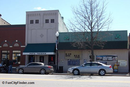 Pat's Tavern, a bar in Mooresville, Indiana